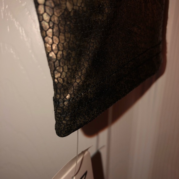 Jacket - Picture 5 of 6